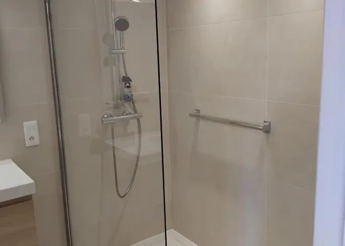 Bel Pour 6 Personnes Avec Vue Sur Le Golfe De St Tropez *