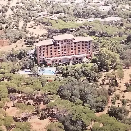Bel Pour 6 Personnes Avec Vue Sur Le Golfe De St Tropez شقة