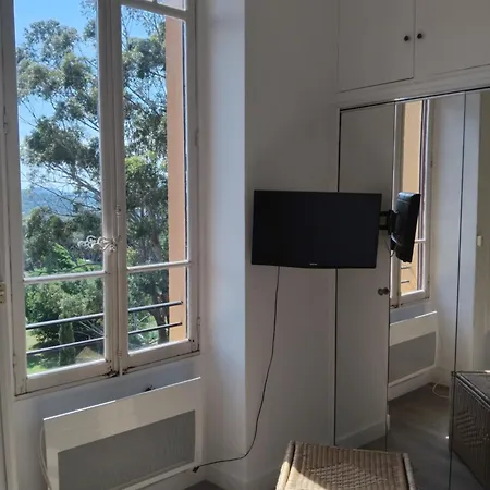 Bel Pour 6 Personnes Avec Vue Sur Le Golfe De St Tropez 公寓