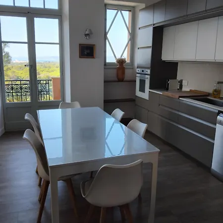 Apartment Vue Et Golfe De St Tropez Pour 6-8 Personnes